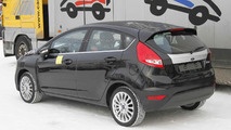 2013 Ford Fiesta facelift prototype spy photo