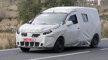 Dacia commercial van based on Lodgy MPV spy photo