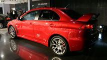 Mitsubishi Lancer Evolution X live in Tokyo