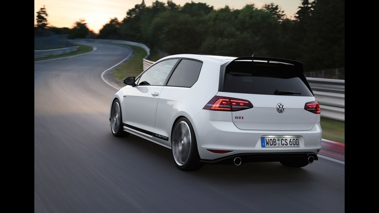 VW Golf GTI Clubsport com 290 cv celebra 40 anos do esportivo