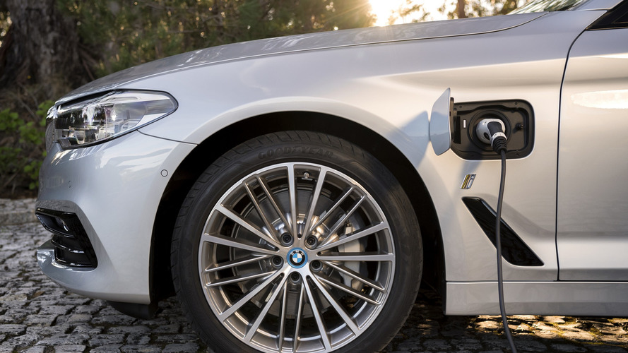 2017 BMW 530e