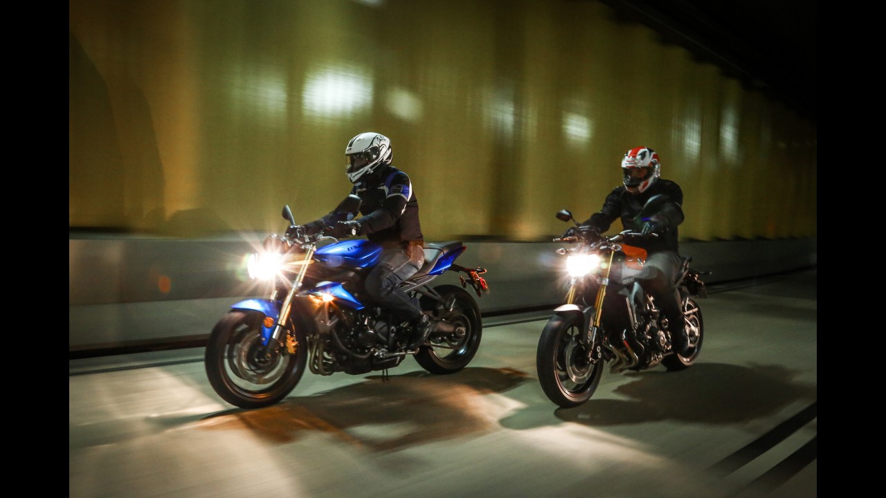 Flagra! Esta é a nova Triumph Street Triple 800, que substituirá a 675