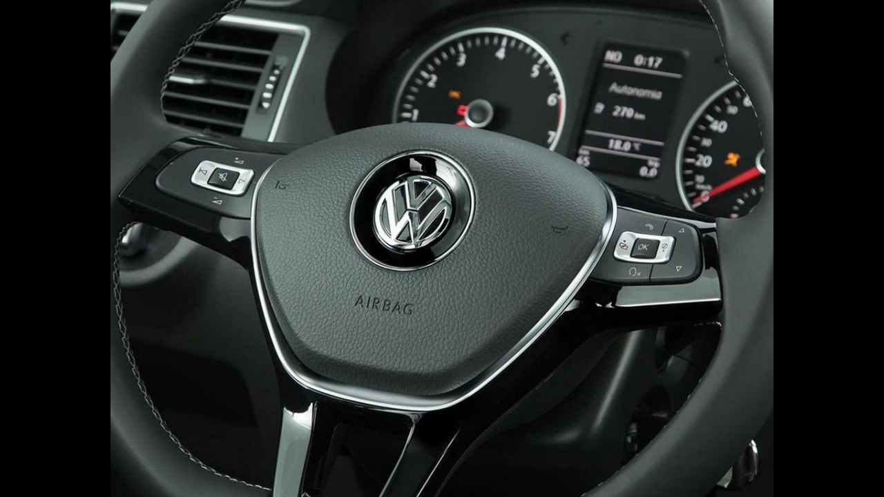 VW CrossFox tipo exportação ganha edição especial "10 años" por R$ 42,7 mil