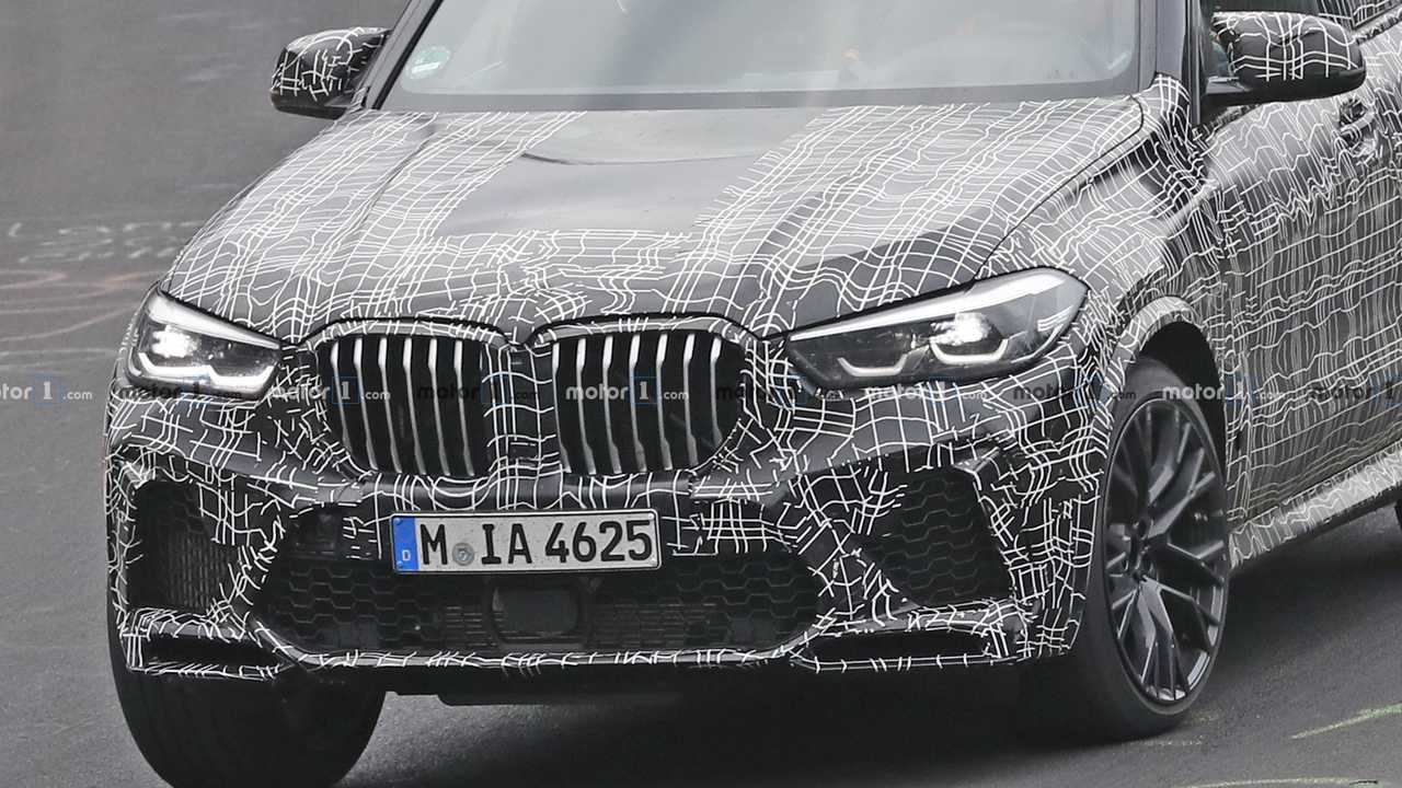2020 BMW X5 M шпионское фото