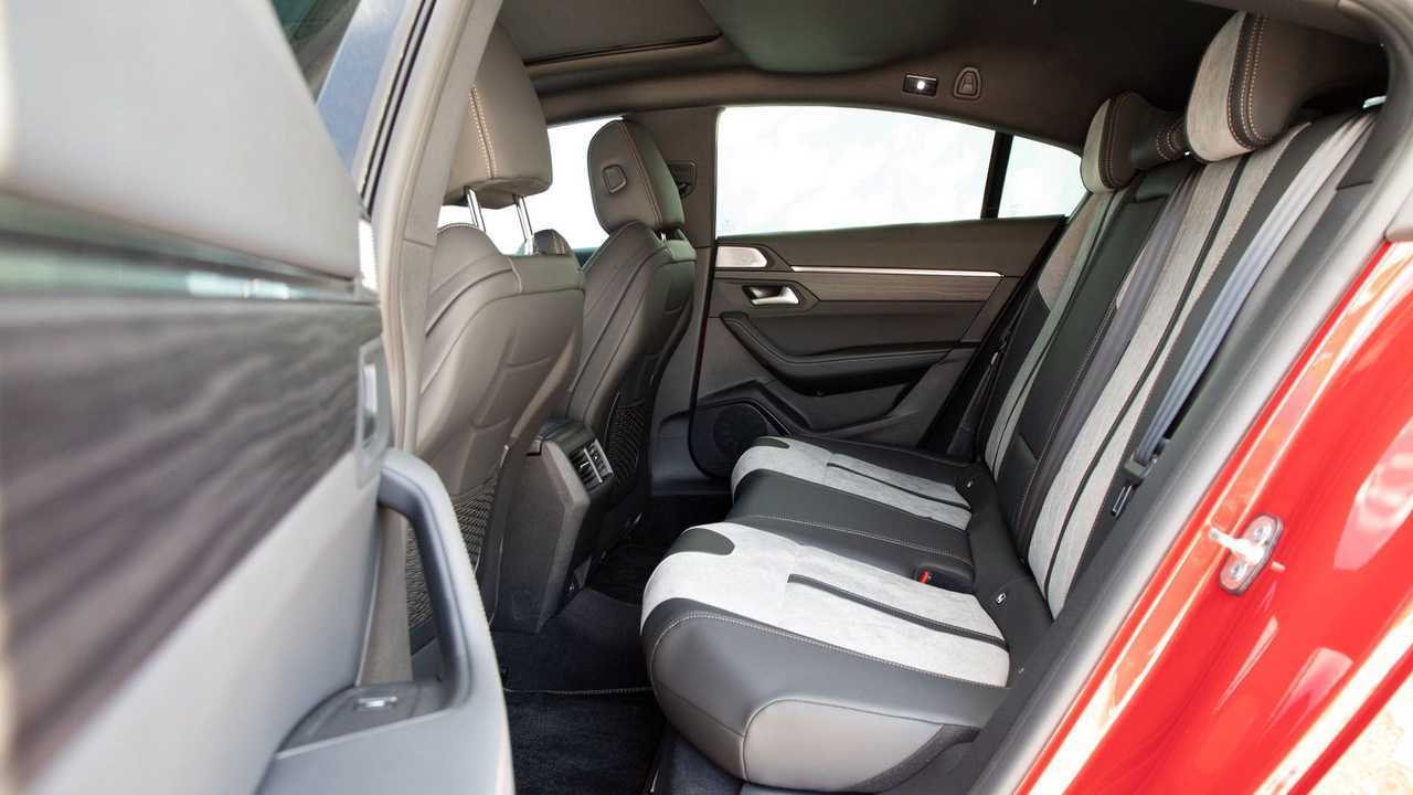 Peugeot 508 GT Hybrid 225 e-EAT8 2021 prueba