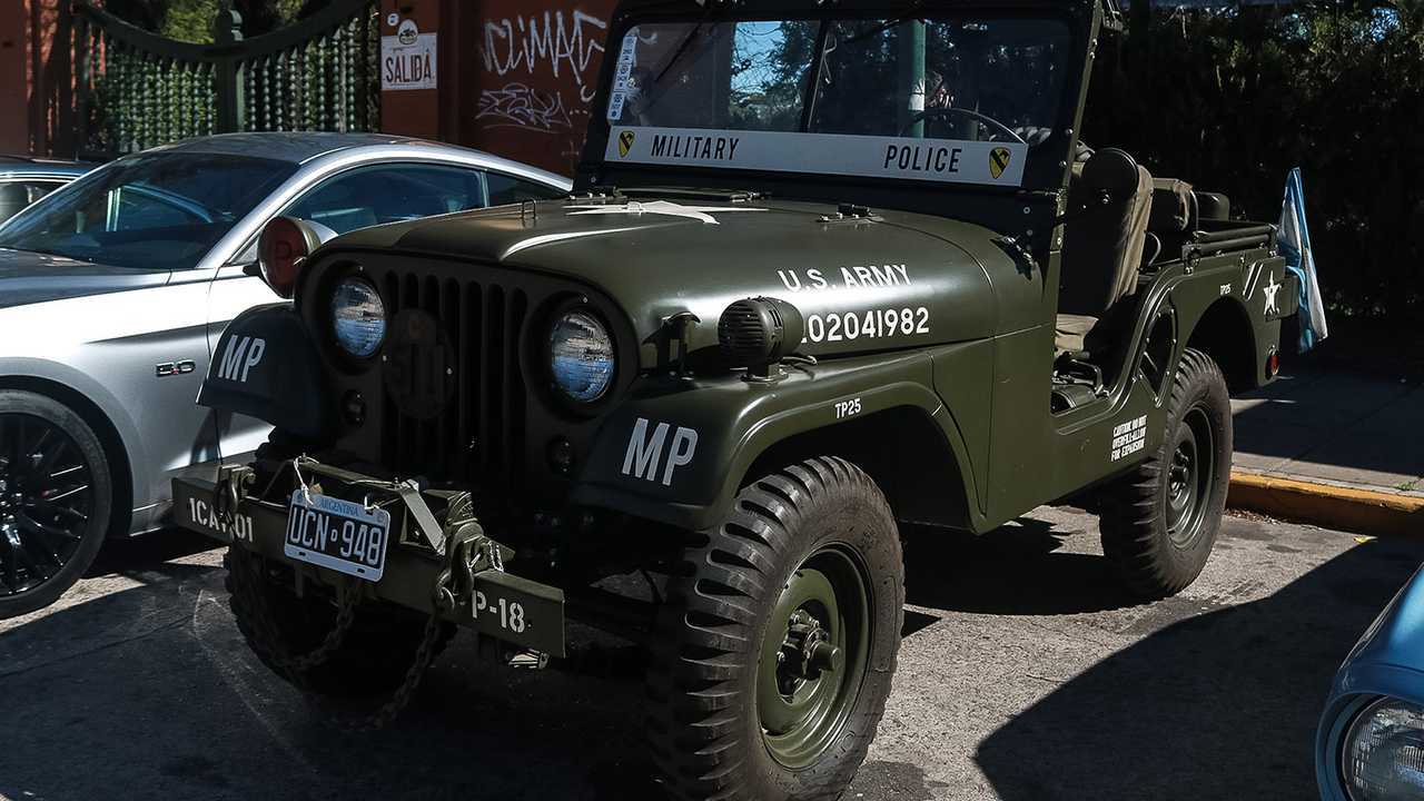 Supermarket Run: donaciones, chatas solidarias y el mejor Jeep Willys de escolta