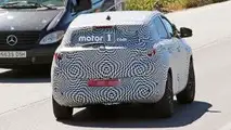 Opel C-Segment CUV Spy Pics