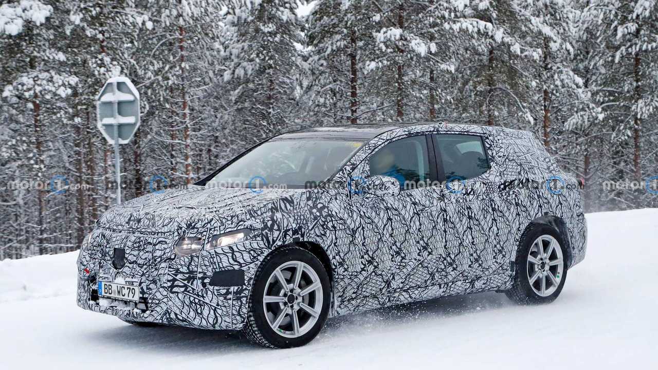 Mercedes-Benz EQS SUV Kış Testi Yeni Casus Fotoğraflar