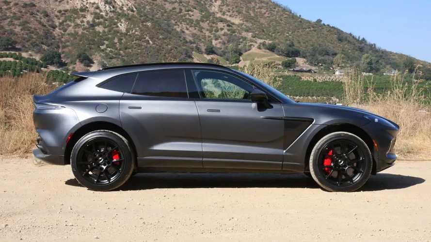 2021 Aston Martin DBX Exterior Side Profile 5240973