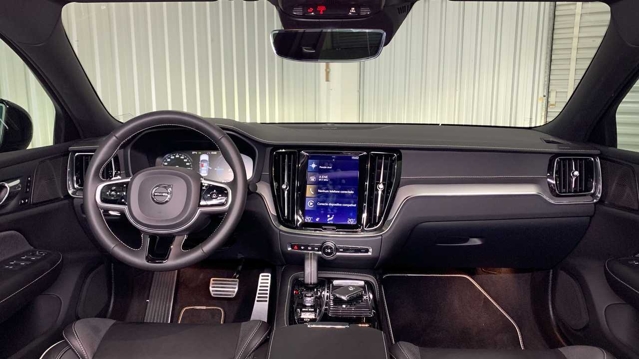 Volvo S60 T8 Polestar Engineered