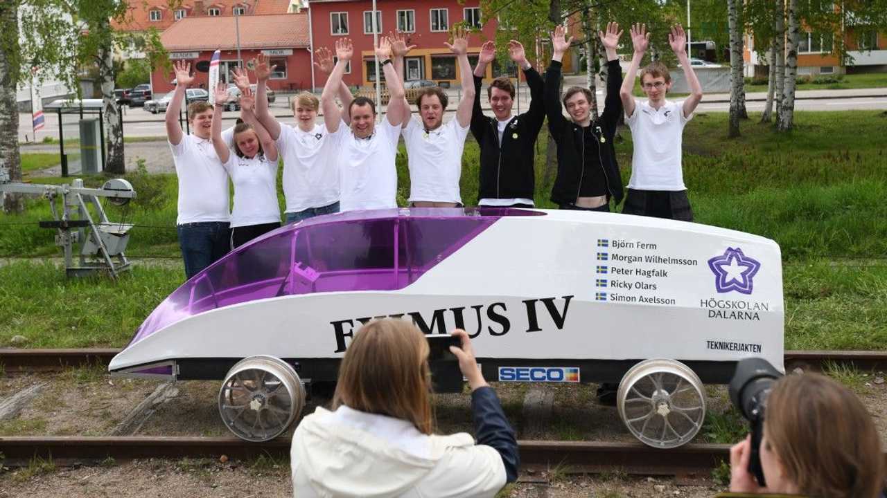 Eximus IV