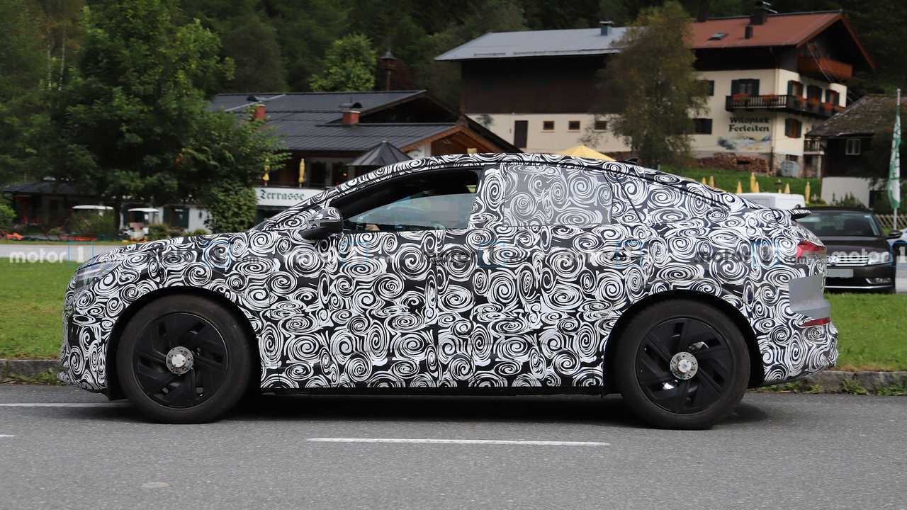 Audi Q4 e-tron Sportback, le prime foto spia
