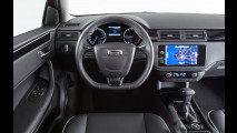 Qoros 3 Hatch - Foto