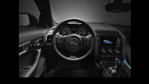 Jaguar F-Type SVR Coupé