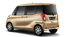 Mitsubishi eK Space 03.10.2013