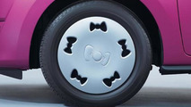 Mitsubishi Mirage Hello Kitty special edition 25.10.2013