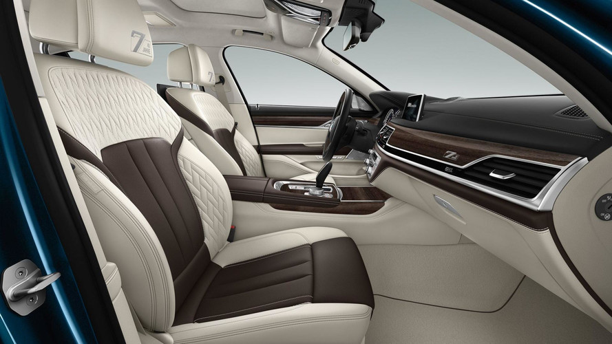 40 éves a 7-es BMW