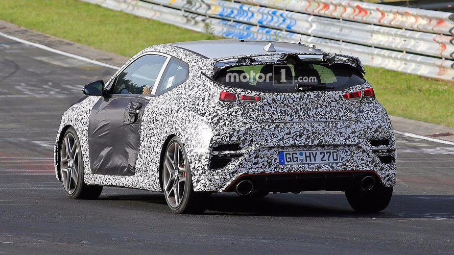 Hyundai Veloster casus fotolar