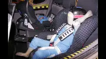 Crash Test Mitsubishi L200