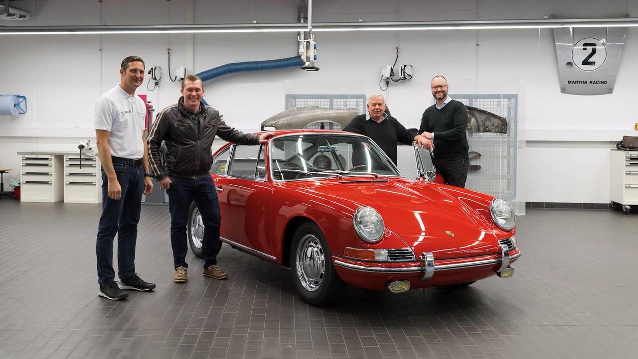 Porsche 911 (901 No. 57)