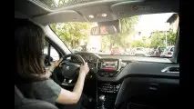 Peugeot 2008, la prova dell'Apple CarPlay