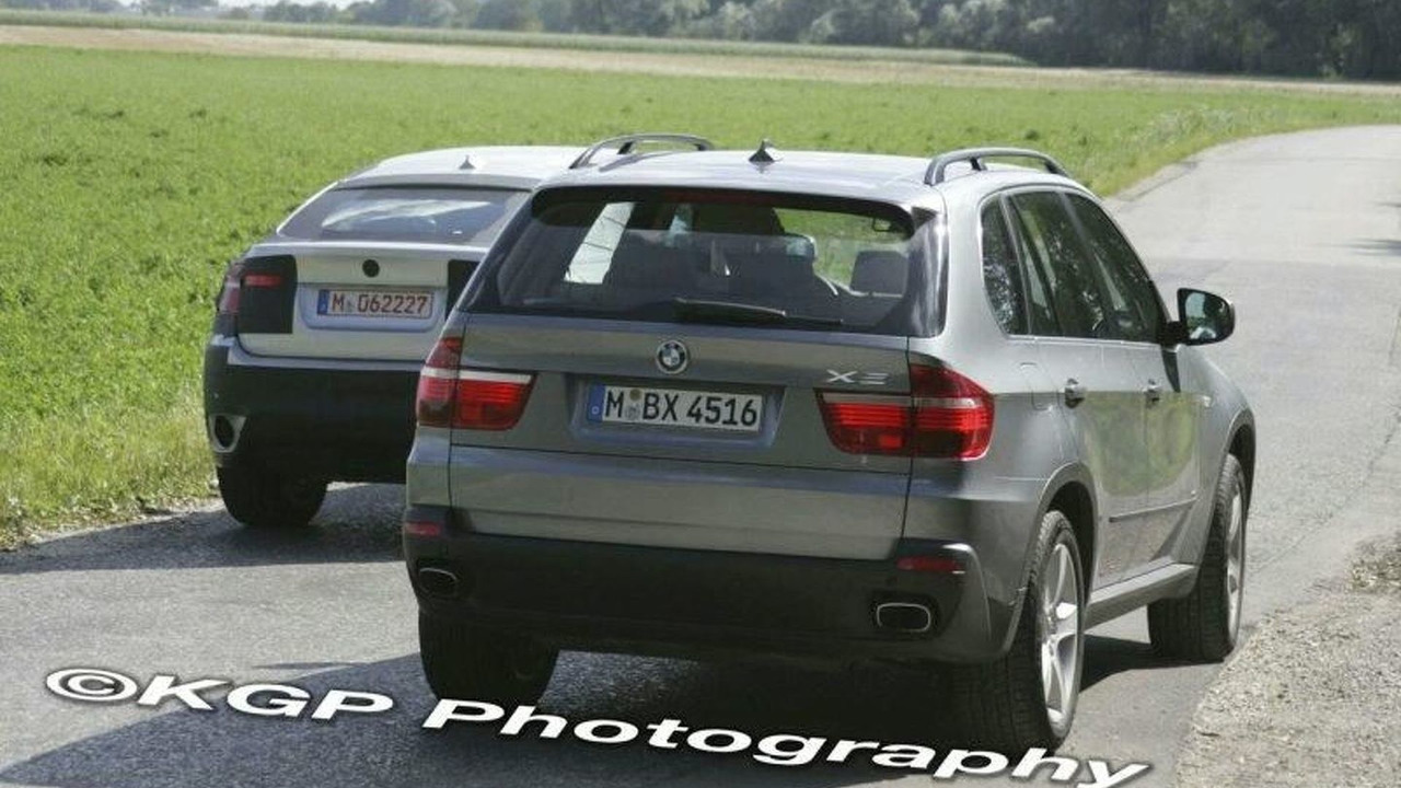New BMW X6 Standing Next to X5 Spy Photos