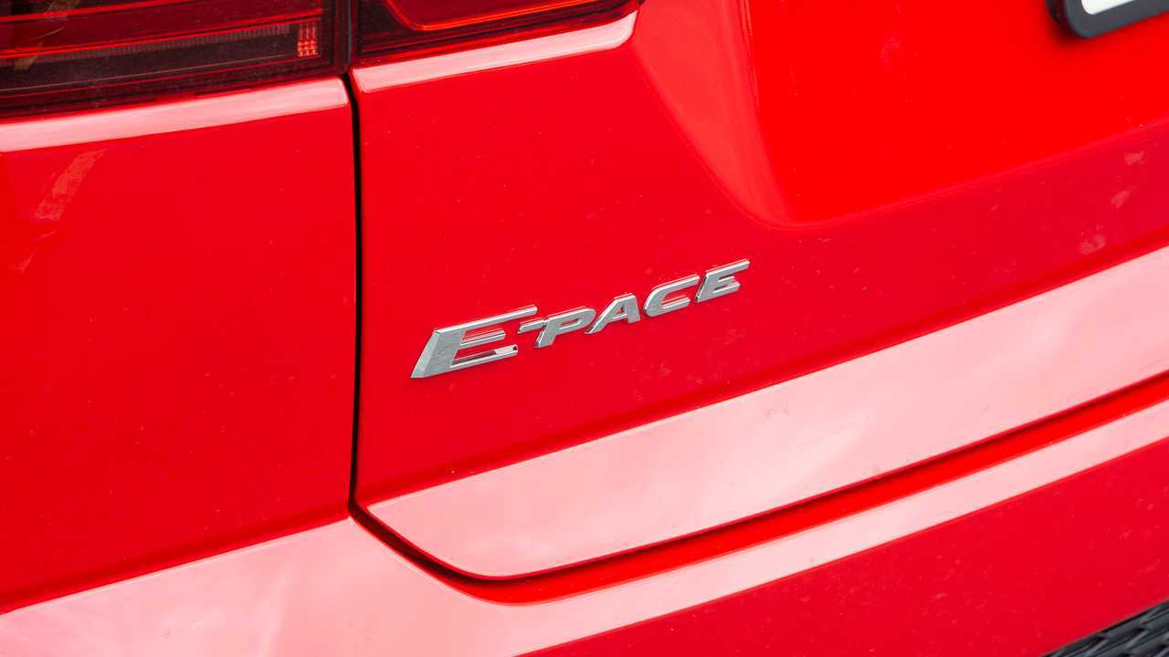 2019 Volvo XC40 vs. 2018 Jaguar E-Pace