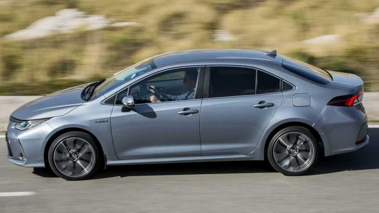 Novo Toyota Corolla Híbrido 2020 (Europa)