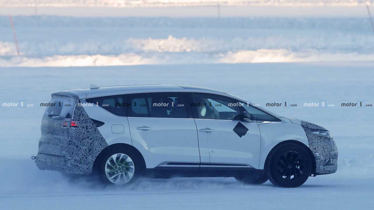 2019 Renault Espace restylé photo espion