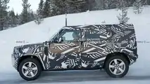 Yeni Land Rover Defender'ın Karlı Havadaki Casus Fotoğrafları