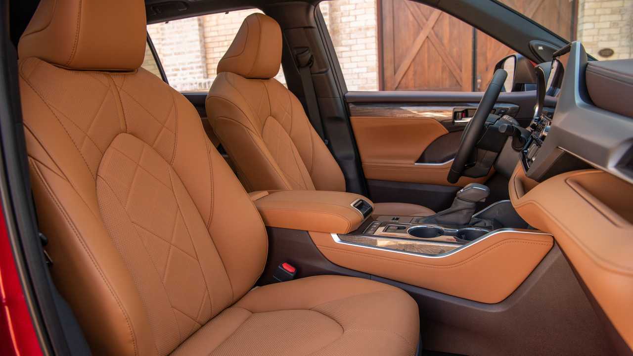 2020 Toyota Highlander Hybrid: First Drive