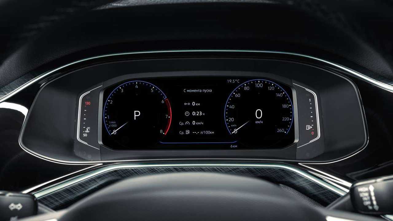 Первые фото нового VW Polo для России