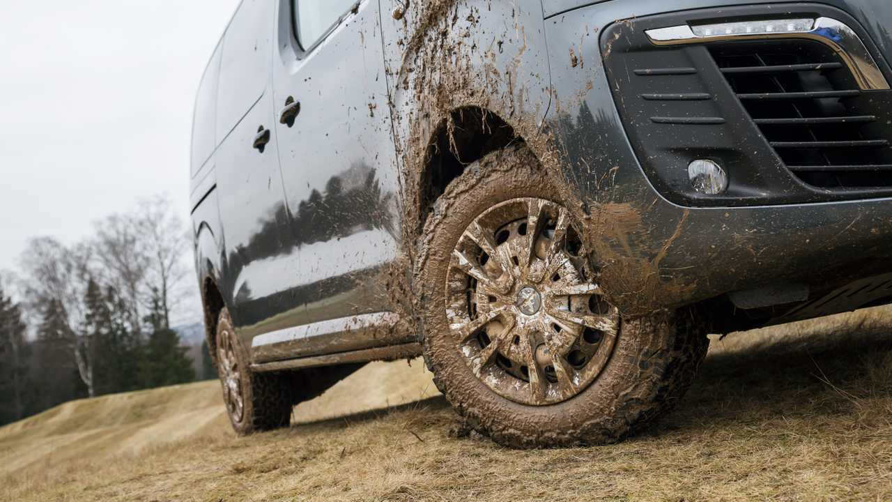 Peugeot Traveller 4x4 Dangel тест в Подмосковье