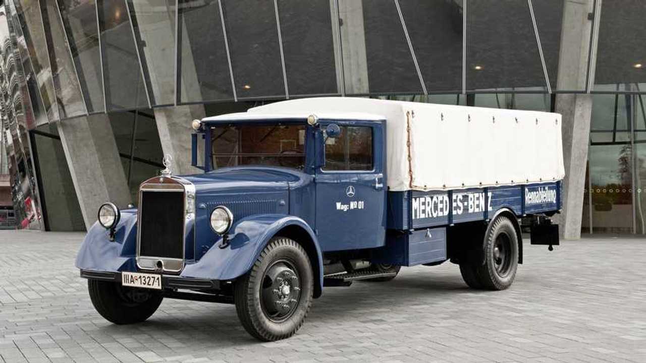 Mercedes-Benz LO 2750 Racing Truck