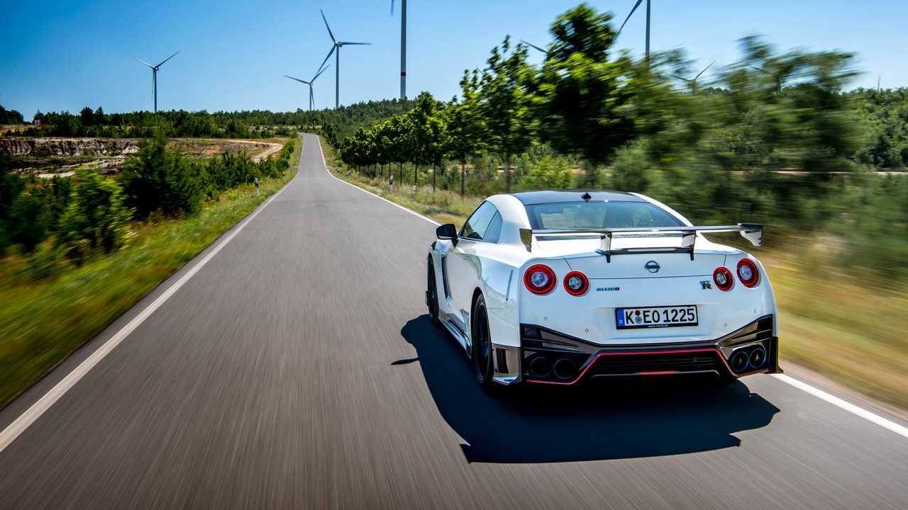 Nissan GT-R Nismo 2020, la prova
