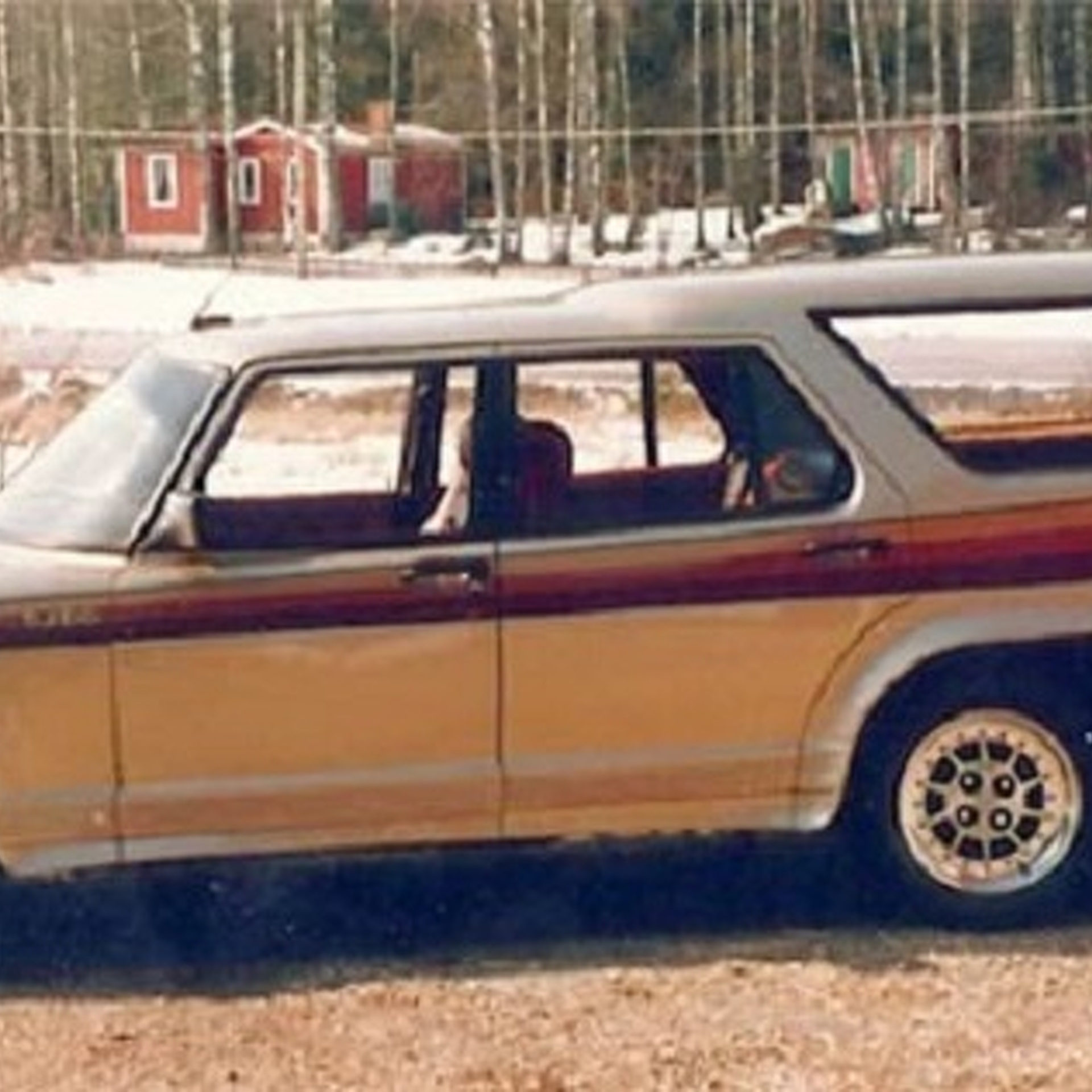 The Huge Saab 906 Turbo Sported Six Wheels