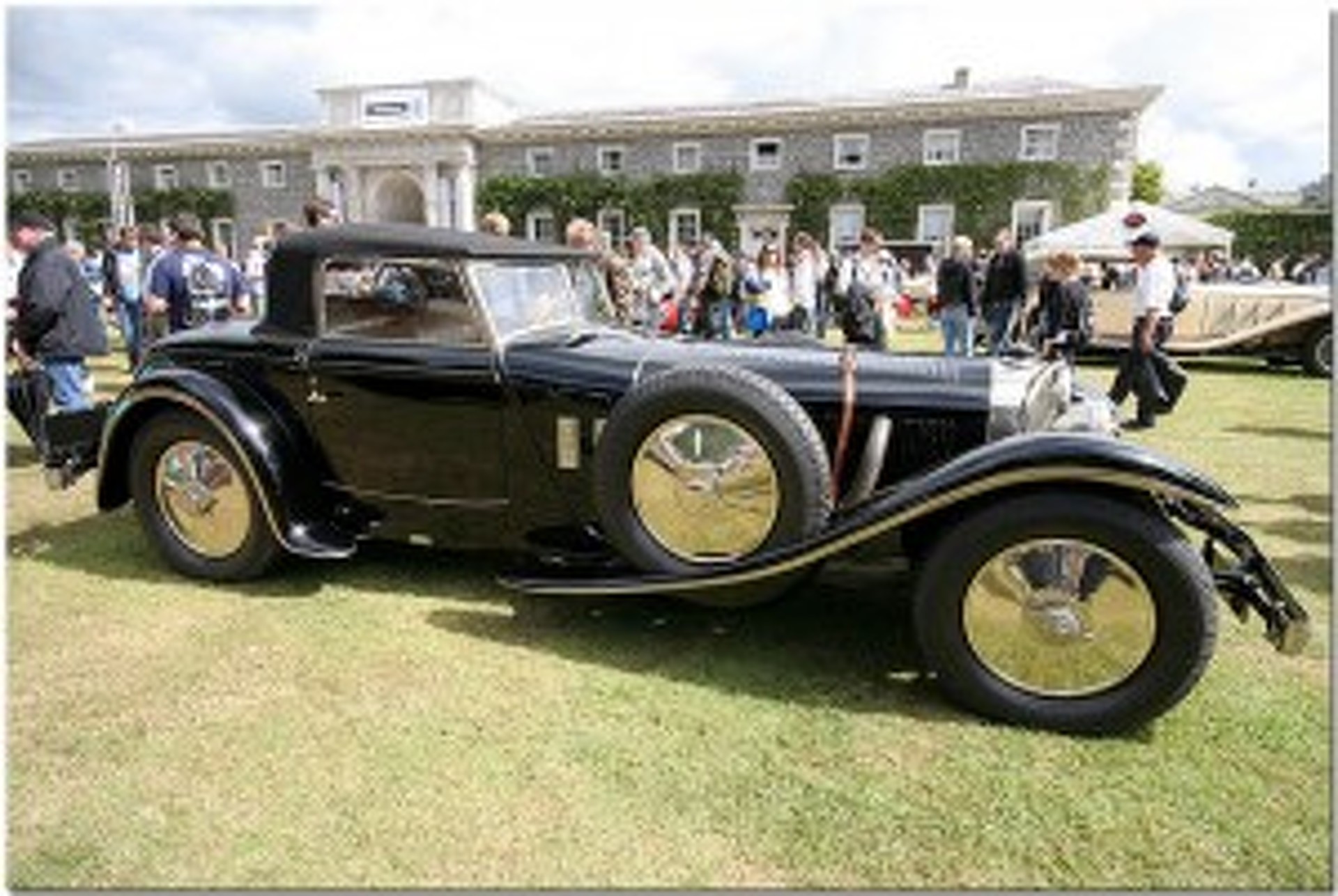 The Goodwood FoS -The Burning Man of Burning Rubber