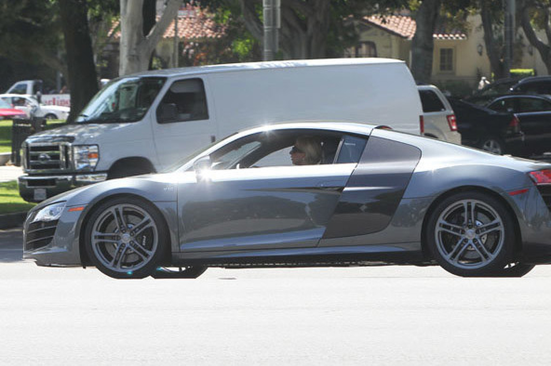 Celebrity Cars: Hollywood Stars Who Drive Hot Cars