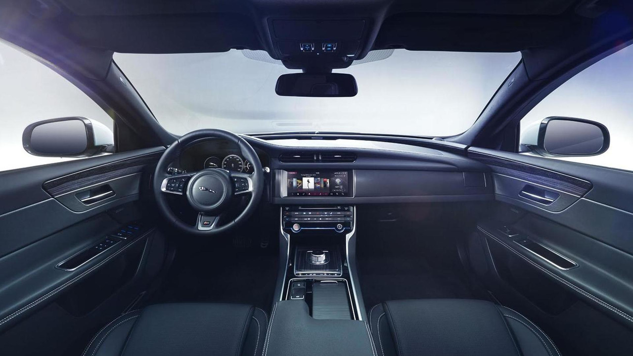 2016 Jaguar XF