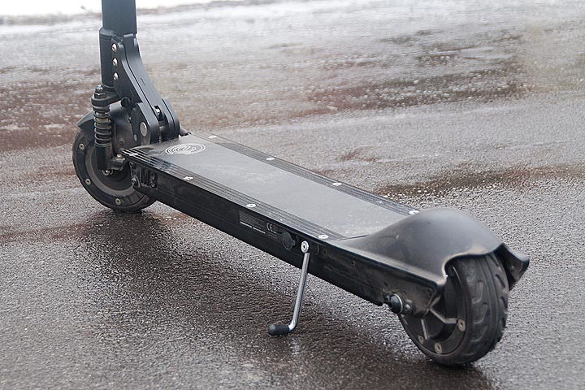 The EcoReco M3 e-Scooter is Small in Size, Big in Fun: Review