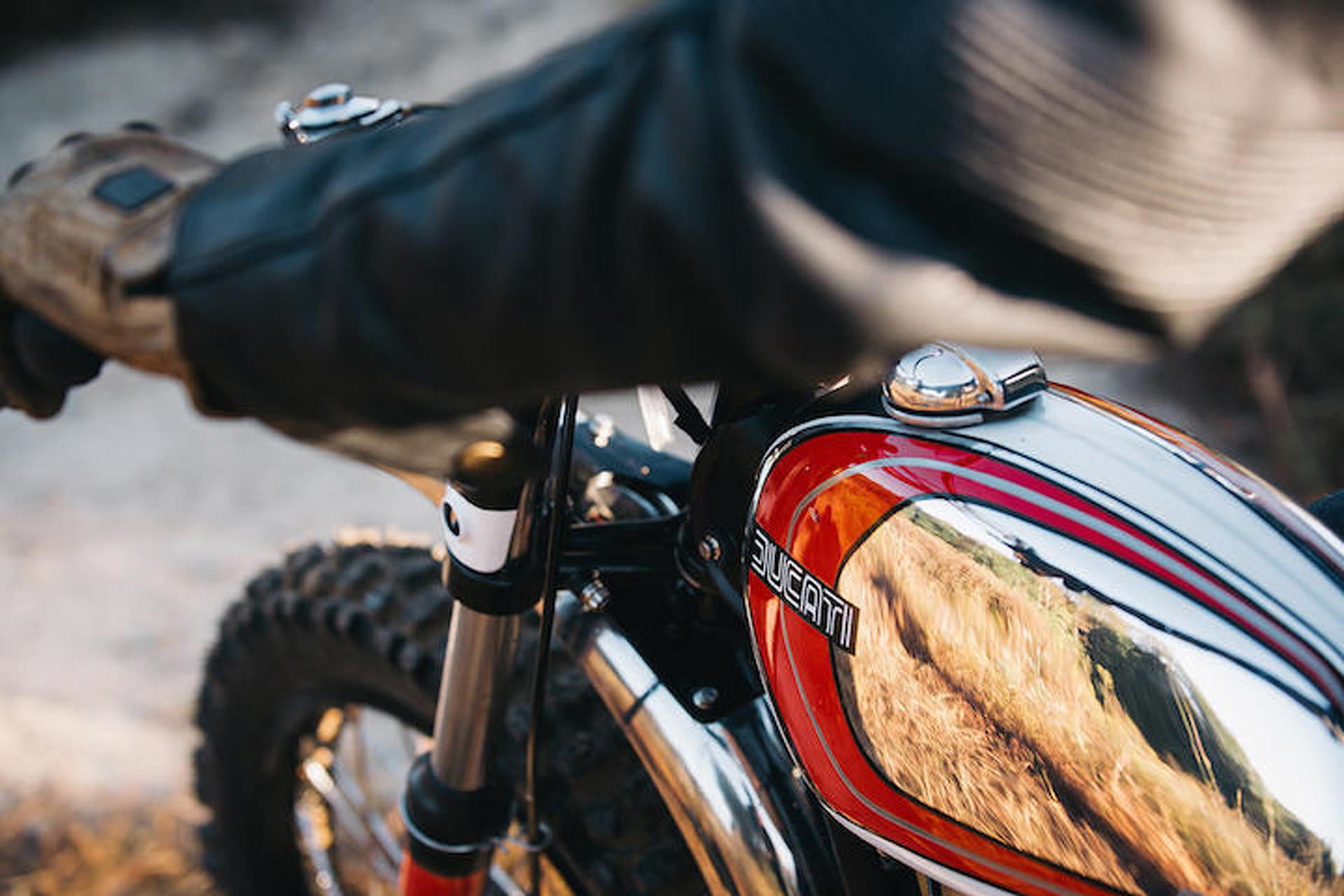 Bryan Fuller's Ducati 250 Scrambler Oozes Simplistic Beauty
