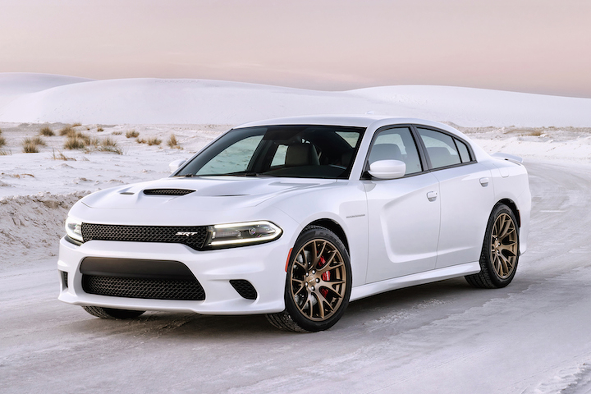 707HP Dodge Charger Hellcat is the Most Powerful Sedan in the World