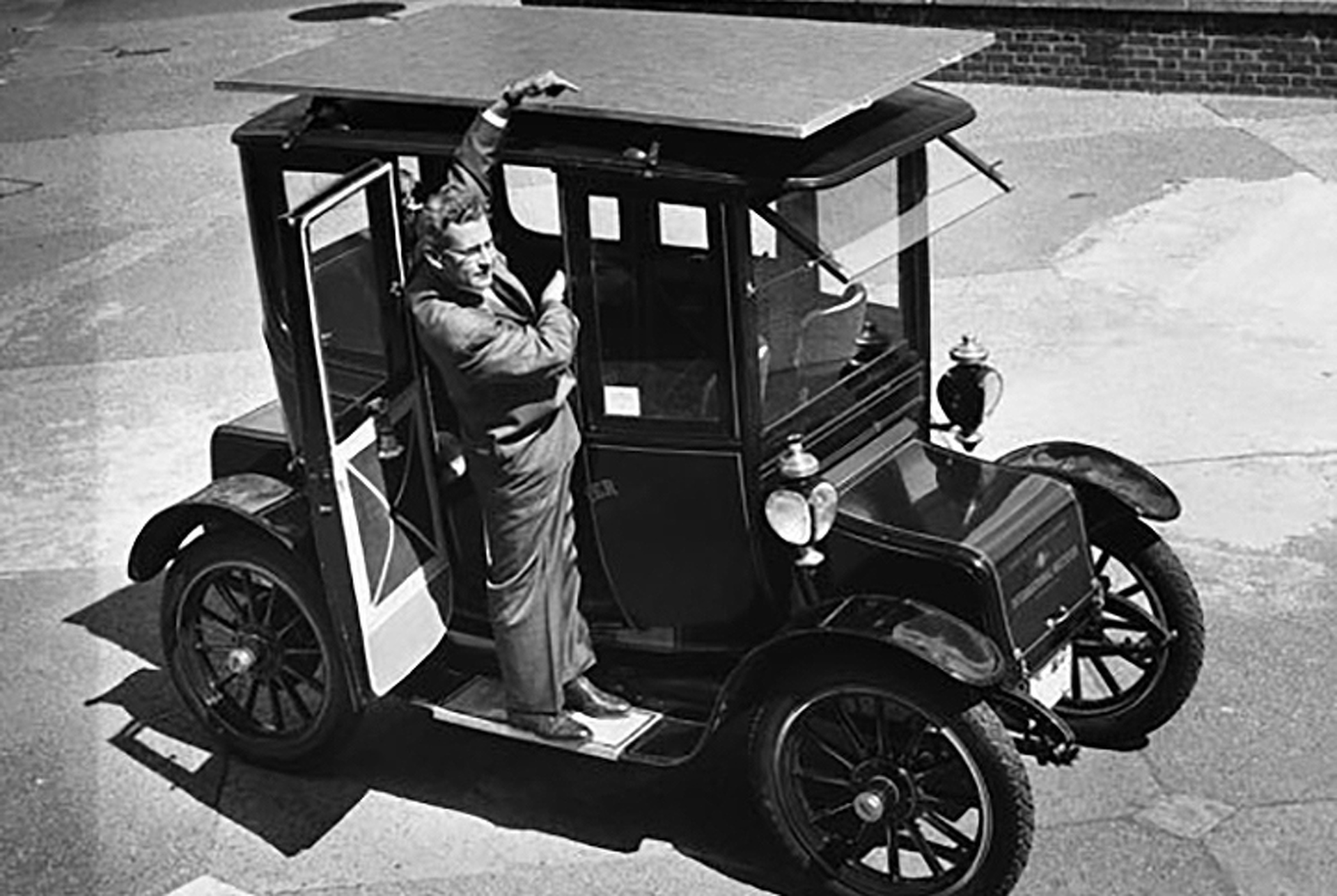 Solar Cars Celebrate 60 Years