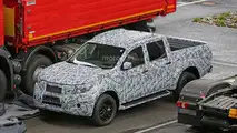 Mercedes GLT spy photo