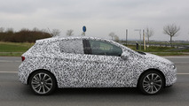 2016 Opel Astra spy photo