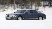 Bentley Mulsanne LWB spy photo
