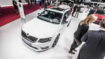 Skoda Octavia RS 230 at 2015 Geneva Motor Show