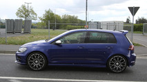 2016 Volkswagen Golf R420 spy photo