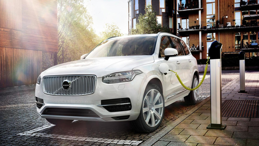2017 Volvo Xc90 Review Just Don T Pick The Phev Volvo Xc90