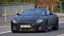 Aston Martin Vanquish casus fotoğrafları